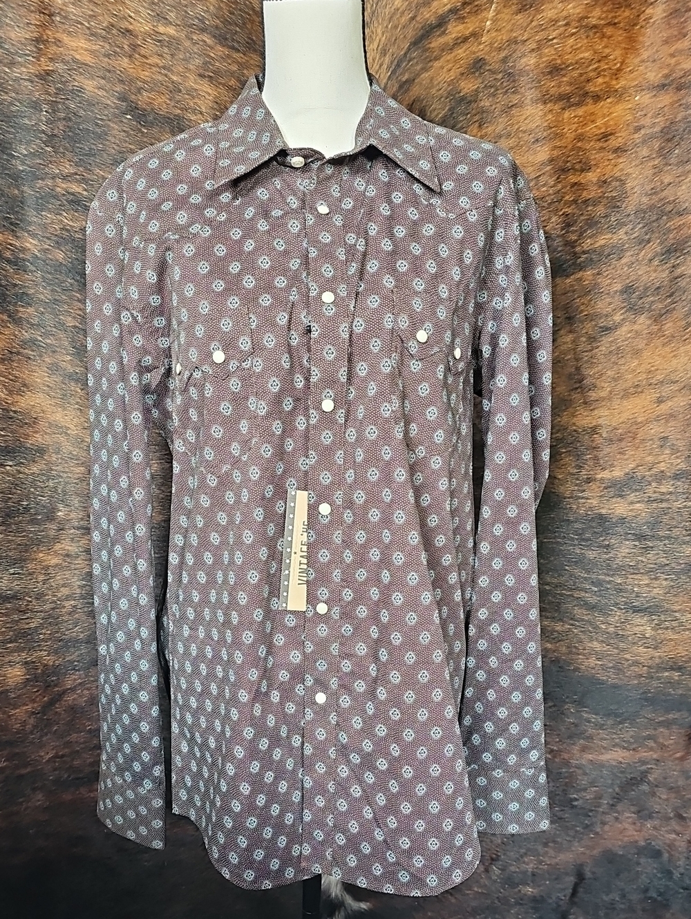 Men's Brown Patterned Long-Sleeve Button-Up Shirt